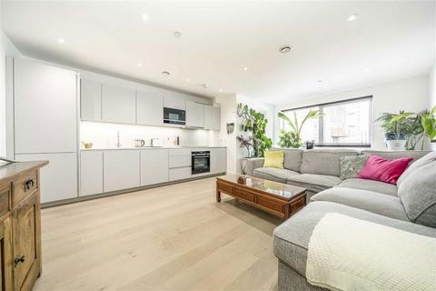 Wyndham Road, London SE5 2 bed flat for sale