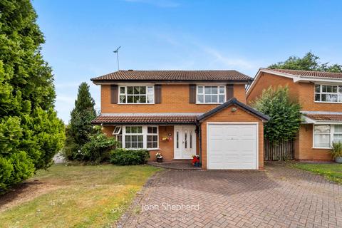 Muntz Crescent, Hockley Heath... 4 bed detached house for sale