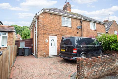 Mandeville Road, Canterbury, Kent, CT2 3 bed semi