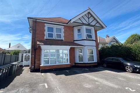 Southbourne 2 bed flat for sale