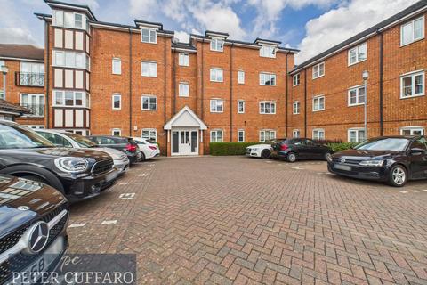 Ottawa Court, Turnford, Broxbourne... 1 bed flat for sale