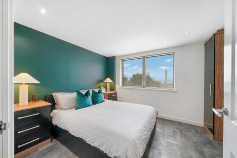 Craven Park, Harlesden 2 bed apartment for sale