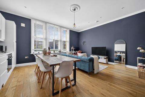 East Dulwich Road,  East Dulwich, SE22 1 bed flat for sale