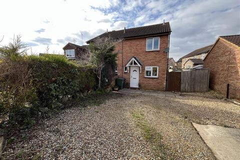 Monks Way, Chippenham SN15 3 bed end of terrace house for sale