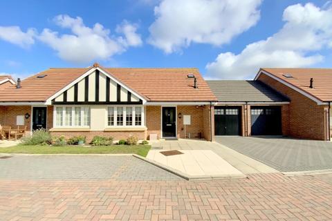 Sycamore Way, Humberston 1 bed bungalow for sale