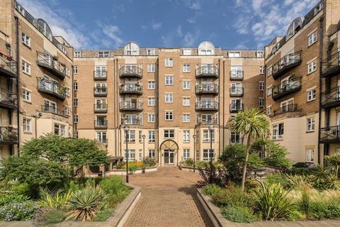 Swan Street, London SE1 3 bed flat for sale