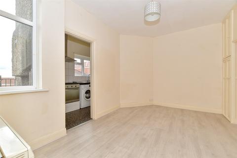 High Road, London E18 3 bed maisonette for sale