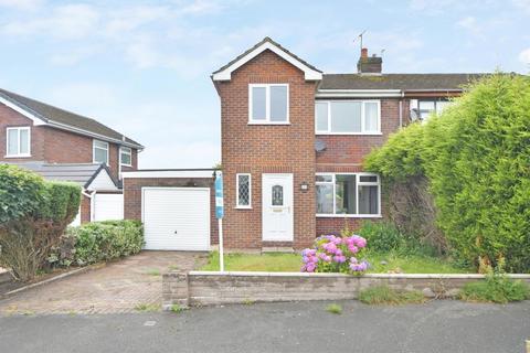 Moorland Avenue, Werrington... 3 bed semi