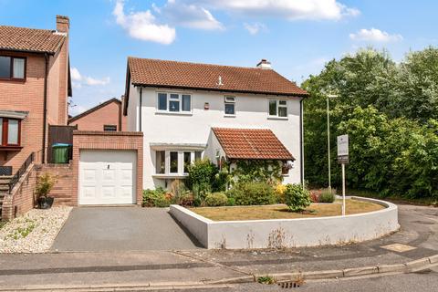 Old Garden Close, Locks Heath... 4 bed detached house for sale