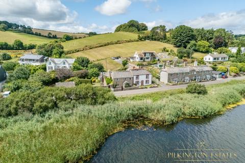 Kingsbridge TQ7 4 bed semi