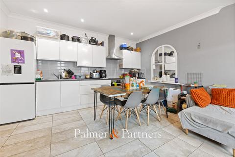Eld Lane, Colchester, Essex, CO1 2 bed apartment for sale