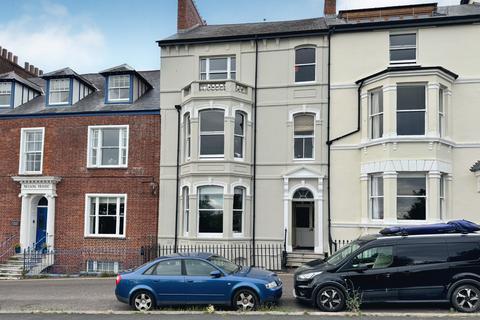 Exmouth EX8 2 bed apartment for sale