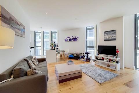 Seager Place, Deptford, London, SE8 3 bed flat for sale