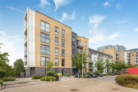 Cygnet House, Drake Way, Reading 2 bed apartment for sale
