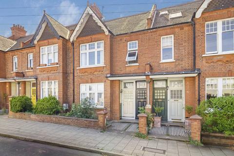Glencairn Road, London SW16 3 bed maisonette for sale