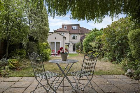 Iris Avenue, Bexley, DA5 7 bed semi