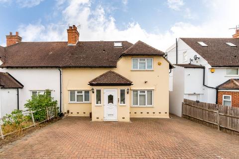 Mount Pleasant Road, New Malden, KT3 3 bed semi