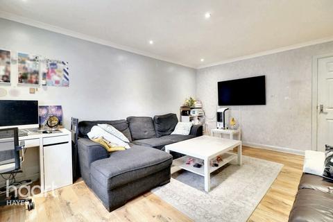 Manor Road, Hayes 2 bed end of terrace house for sale