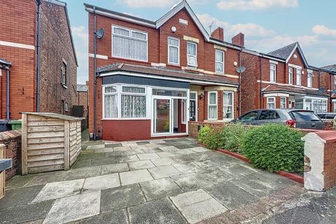 Warren Road, Southport PR9 3 bed semi