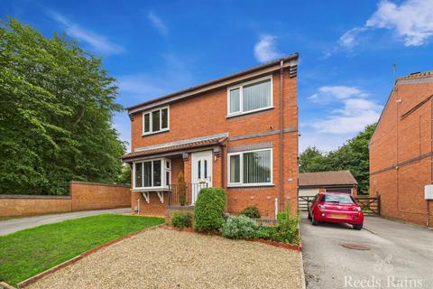 Plover Gardens, North Yorkshire YO12 2 bed semi