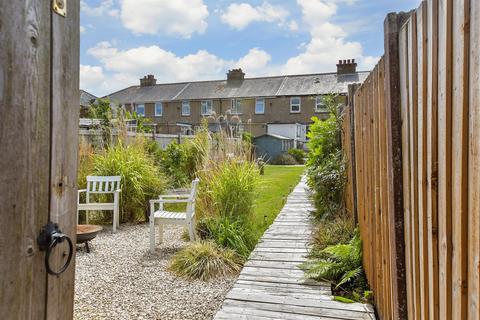 Princes Terrace, Hythe CT21 3 bed terraced house for sale