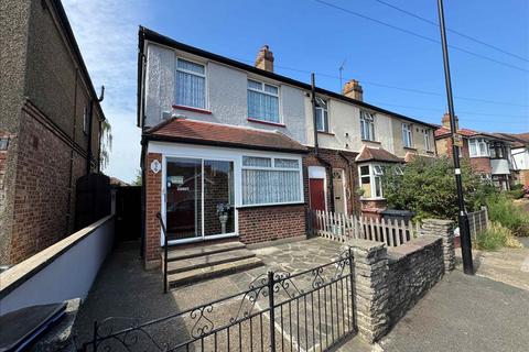 Gladstone Avenue, Feltham, Middlesex... 3 bed end of terrace house for sale