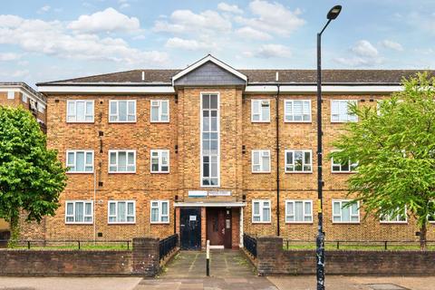 Penrose Street, London, SE17 2 bed flat for sale