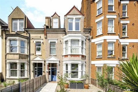 Chichele Road, London NW2 2 bed flat for sale