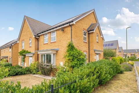 Luck Road, Bursledon, Hampshire, SO31 3 bed semi