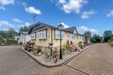 Churt Drive, Bognor Regis PO22 3 bed park home for sale