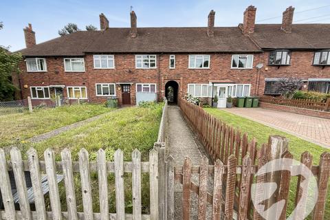 Queenscroft Road, London, SE9 2 bed maisonette for sale