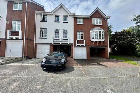 Windsor Court, Oxford Road, Birkdale... 3 bed townhouse for sale