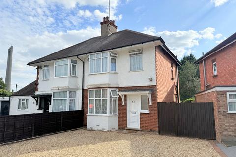 Malcolm Drive, Duston, NN5 5NH 3 bed semi