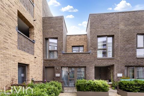 Croydon CR0 2 bed flat for sale