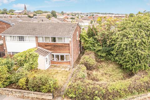 Towngate, West Yorkshire WF5 3 bed semi