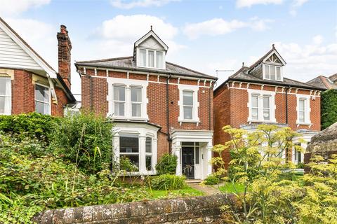 Station Road, Petersfield 1 bed flat for sale