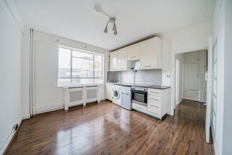Christchurch Road, Brixton Hill... 1 bed flat for sale