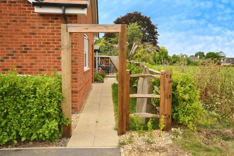 Robinson Close, Yapton, Arundel, BN18... 2 bed detached bungalow for sale