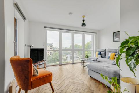 Harry Zeital Way, London E5 2 bed flat for sale
