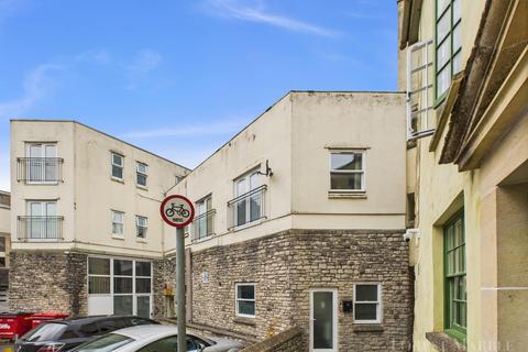 Peter Street, Shepton Mallet 2 bed apartment for sale