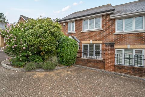 St. Thomas's Mews, Guildford, GU1 3 bed semi