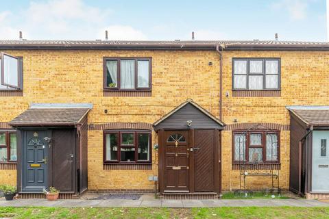 Gloucester Court, Mitcham, CR4 1 bed flat for sale