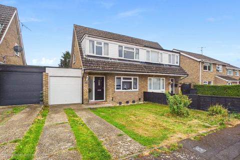 Mersey Way, Thatcham, Berkshire, RG18 3 bed semi