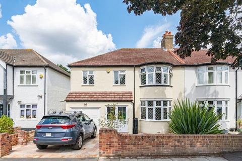 Avondale Road, Bromley, BR1 5 bed semi
