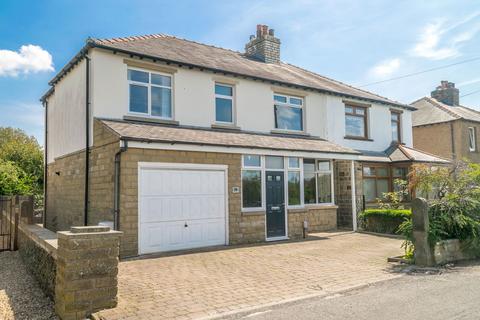 Hallas Road, Kirkburton, HD8 4 bed semi