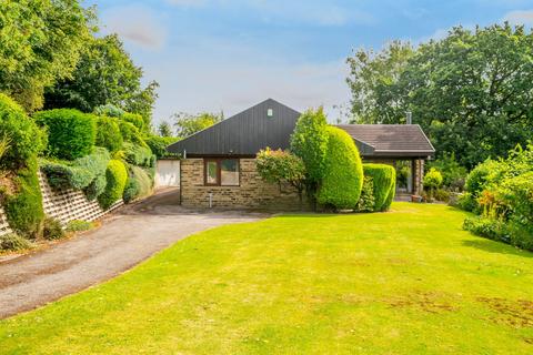 Fleminghouse Lane, Almondbury, HD5 3 bed detached bungalow for sale