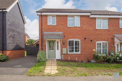 Teasel Road, Attleborough 3 bed semi