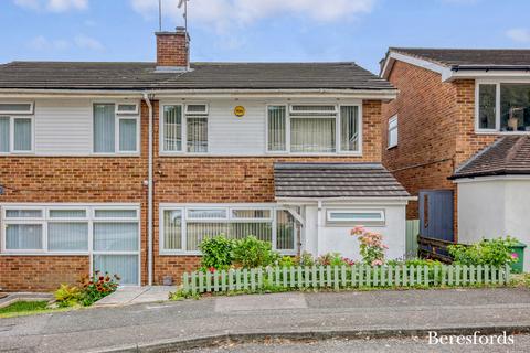 Dedham Close, Billericay, CM11 4 bed end of terrace house for sale