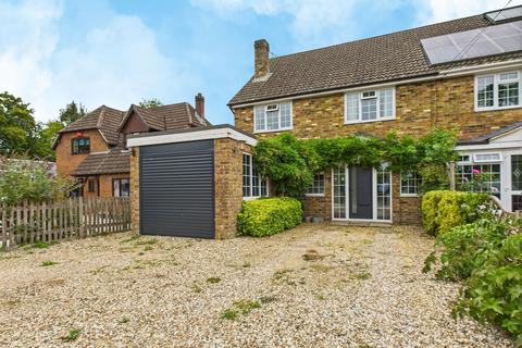 Silchester Road, Little London, RG26 4 bed semi
