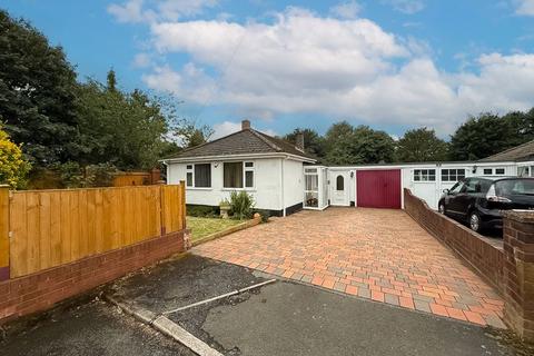 Fibbersley, Wolverhampton 2 bed detached bungalow for sale